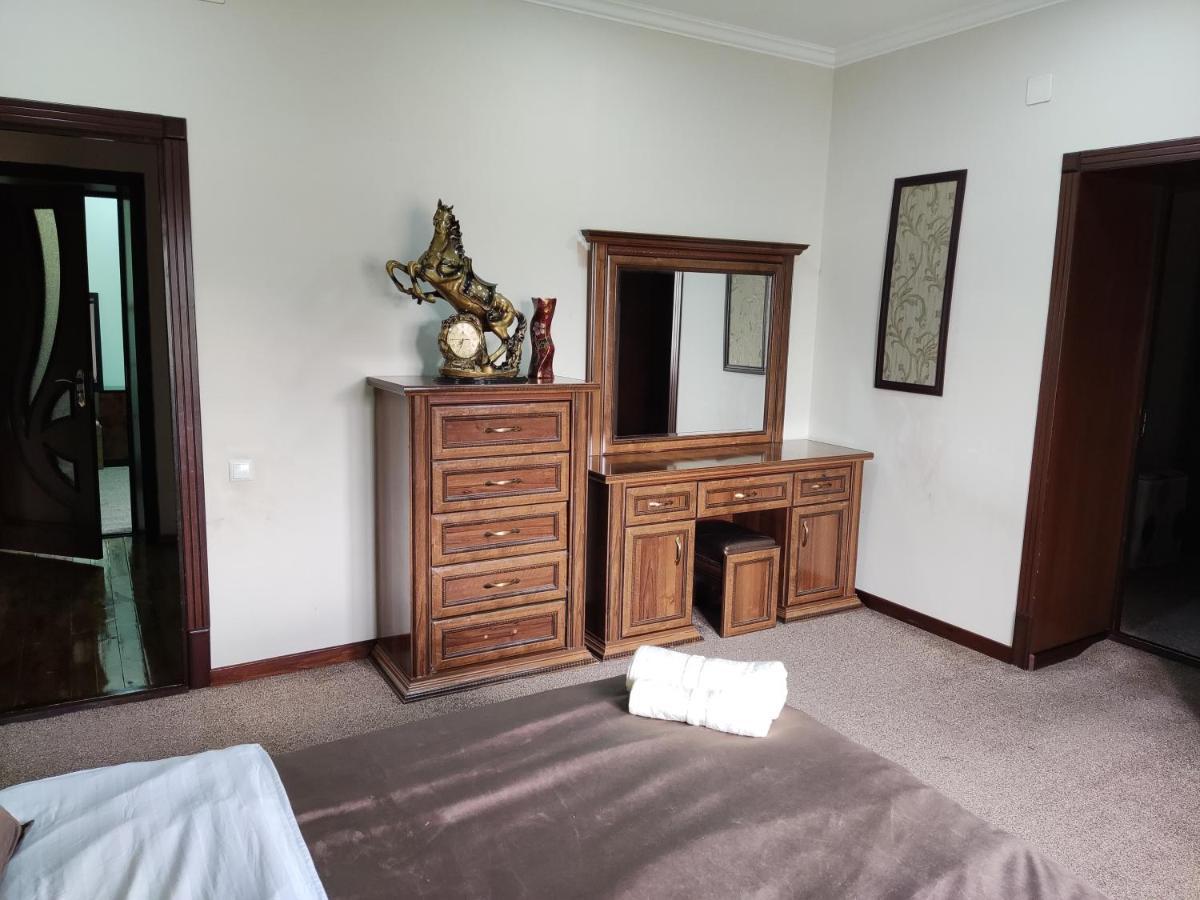 Al Mirjon Hotel Бухара Екстериор снимка