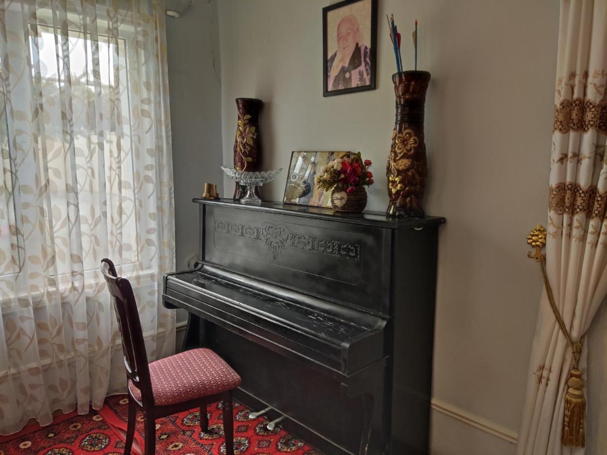 Al Mirjon Hotel Бухара Екстериор снимка