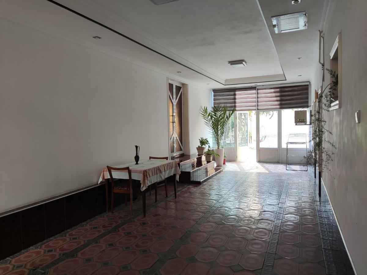 Al Mirjon Hotel Бухара Екстериор снимка