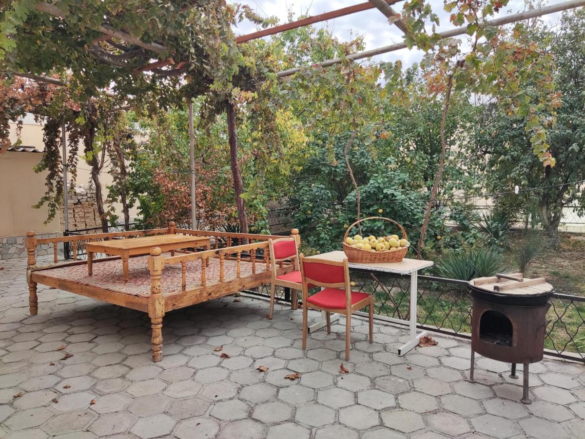 Al Mirjon Hotel Бухара Екстериор снимка