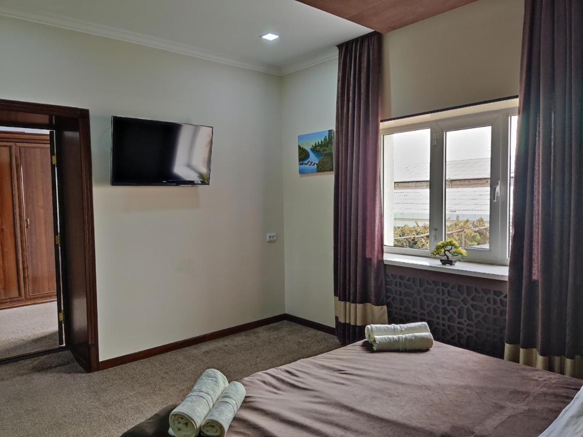 Al Mirjon Hotel Бухара Екстериор снимка