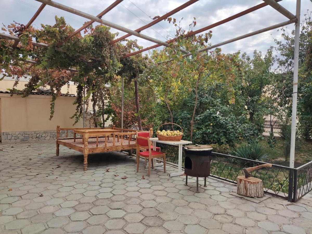 Al Mirjon Hotel Бухара Екстериор снимка
