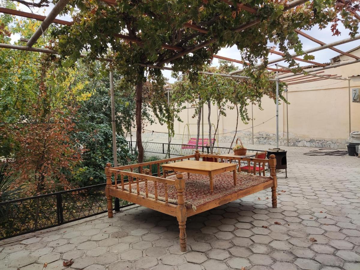 Al Mirjon Hotel Бухара Екстериор снимка